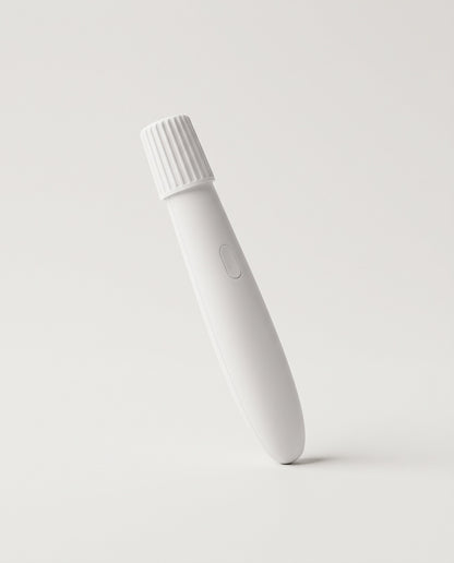 Kit d'exfoliation sonique Lena Skin — appareil + 12 lames scellées