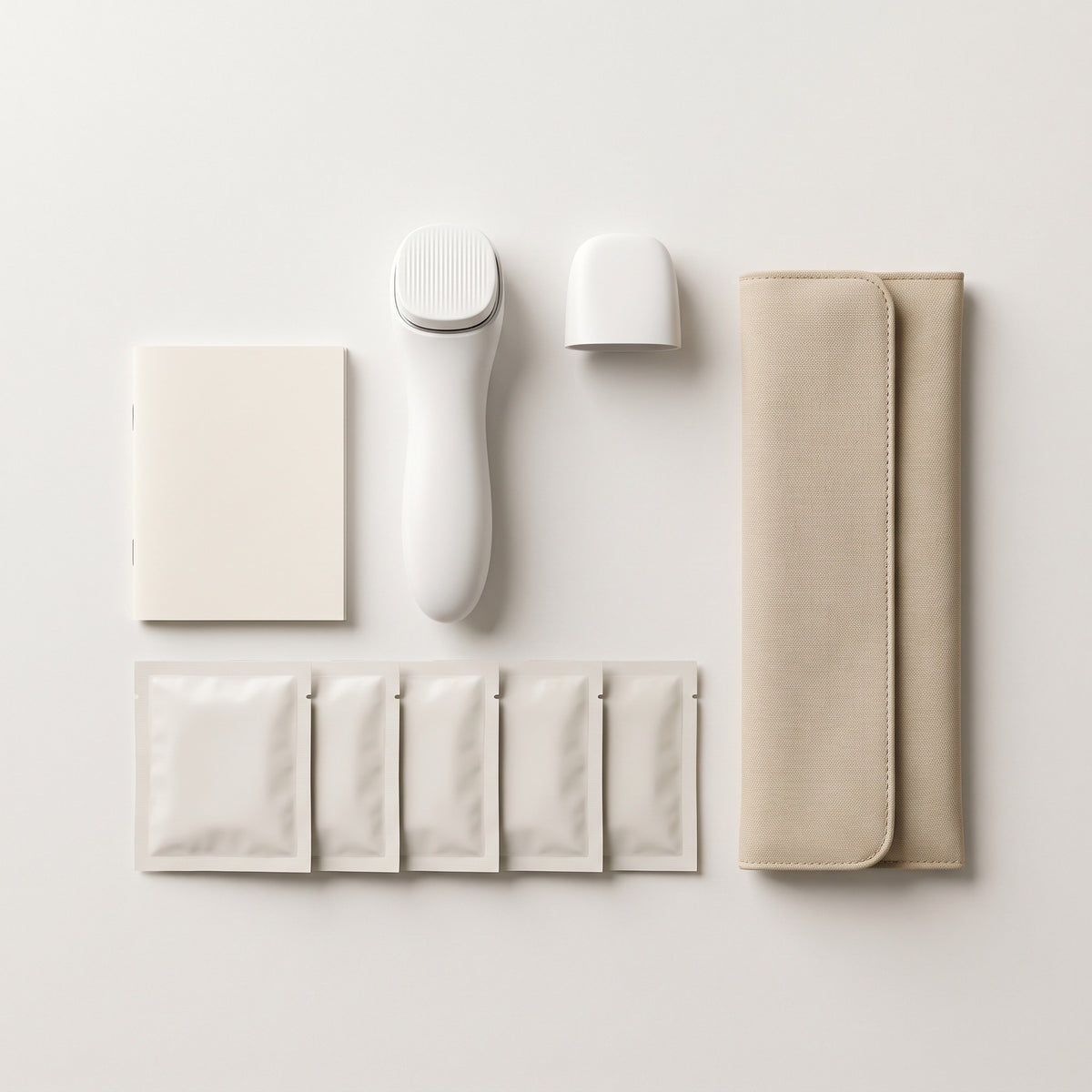 Kit d'exfoliation sonique Lena Skin — appareil + 12 lames scellées